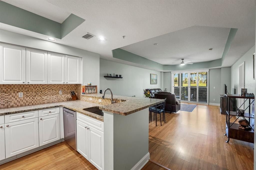 For Sale: $388,000 (2 beds, 2 baths, 1438 Square Feet)