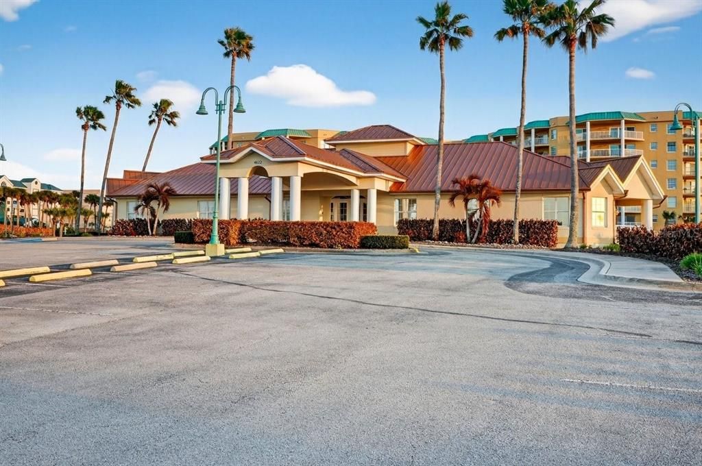 For Sale: $388,000 (2 beds, 2 baths, 1438 Square Feet)