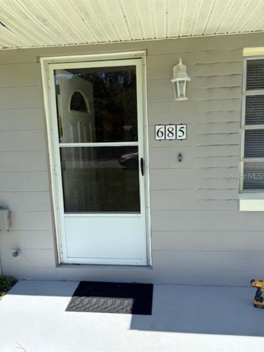 For Sale: $195,000 (2 beds, 1 baths, 786 Square Feet)