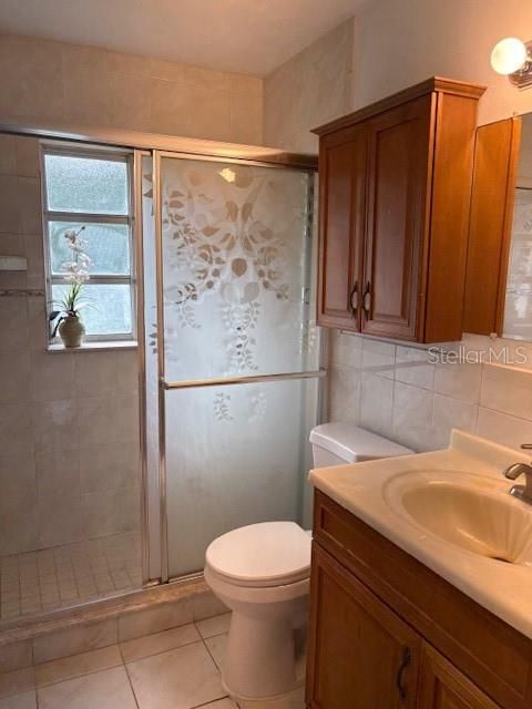 For Sale: $195,000 (2 beds, 1 baths, 786 Square Feet)