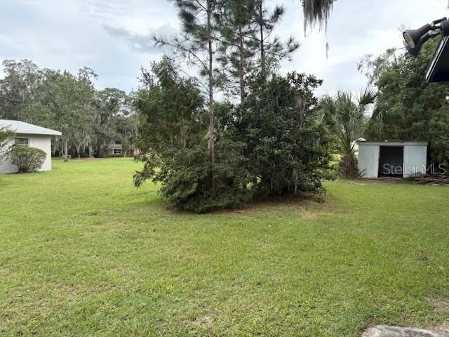 For Sale: $195,000 (2 beds, 1 baths, 786 Square Feet)