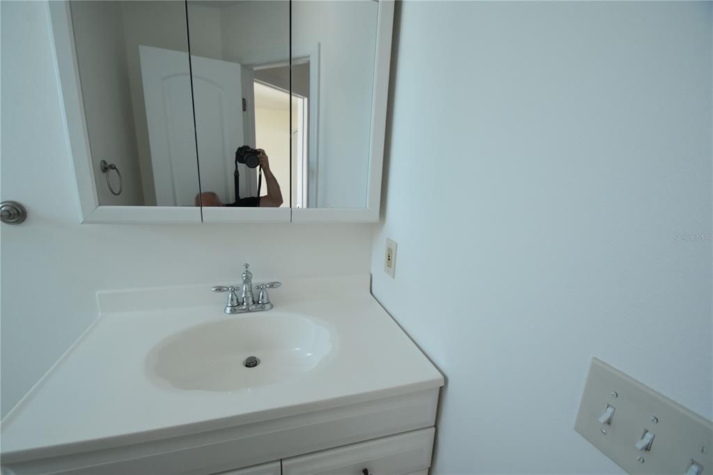 For Sale: $650,000 (5 beds, 3 baths, 2570 Square Feet)