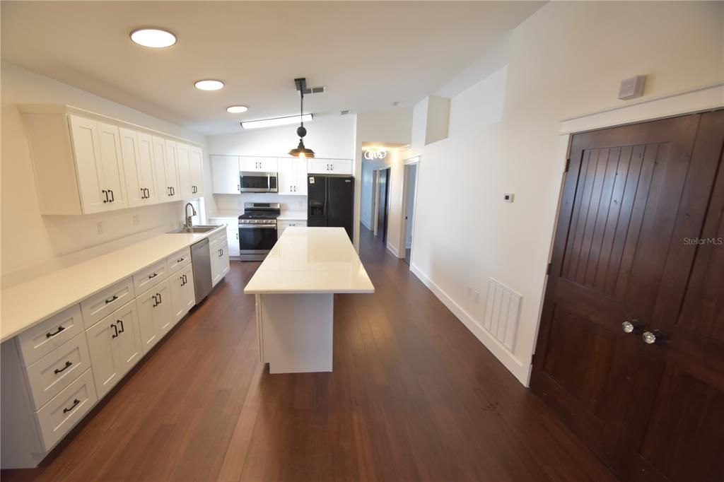 For Sale: $650,000 (5 beds, 3 baths, 2570 Square Feet)