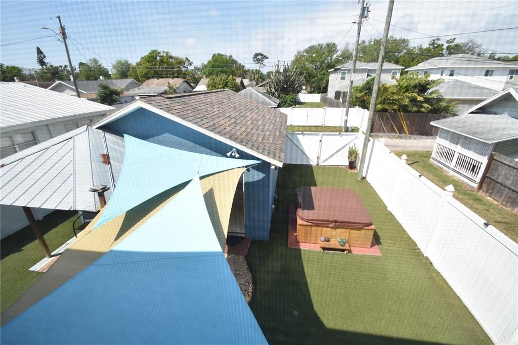 For Sale: $650,000 (5 beds, 3 baths, 2570 Square Feet)