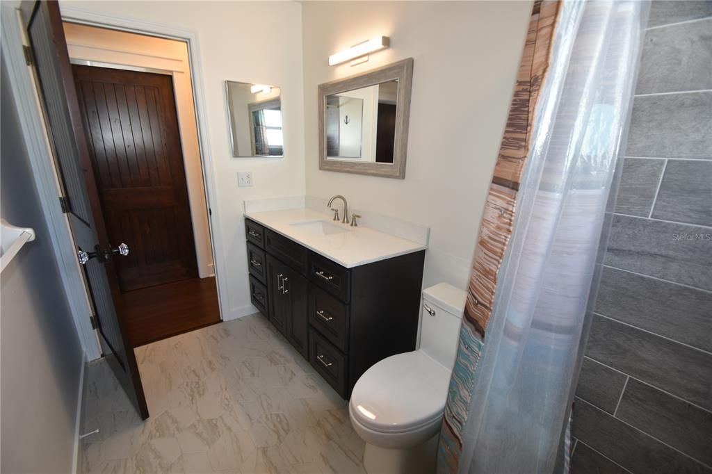 For Sale: $650,000 (5 beds, 3 baths, 2570 Square Feet)