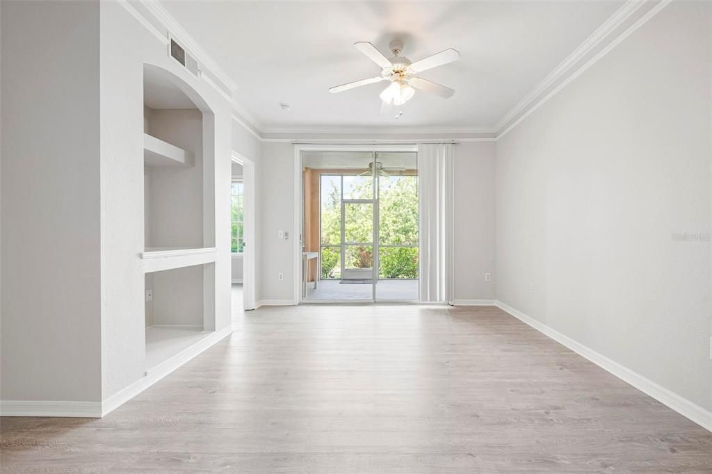 For Rent: $2,300 (3 beds, 2 baths, 1280 Square Feet)