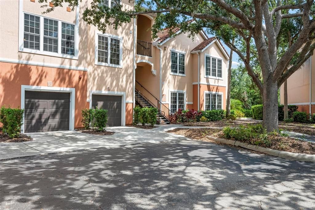 For Rent: $2,300 (3 beds, 2 baths, 1280 Square Feet)