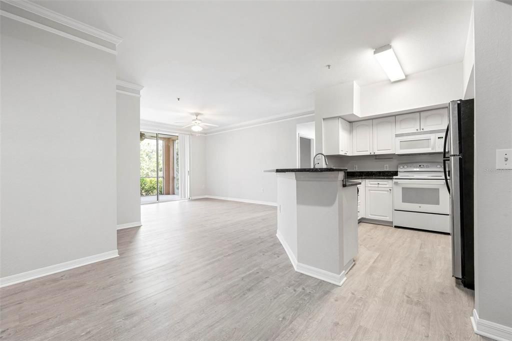 For Rent: $2,300 (3 beds, 2 baths, 1280 Square Feet)