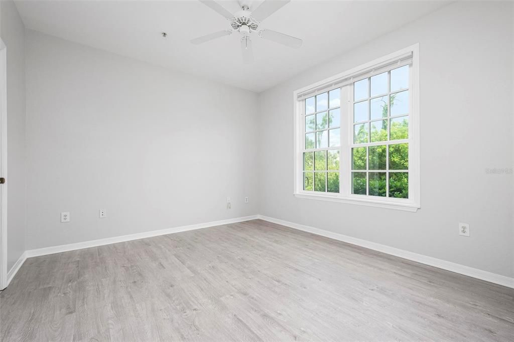 For Rent: $2,300 (3 beds, 2 baths, 1280 Square Feet)
