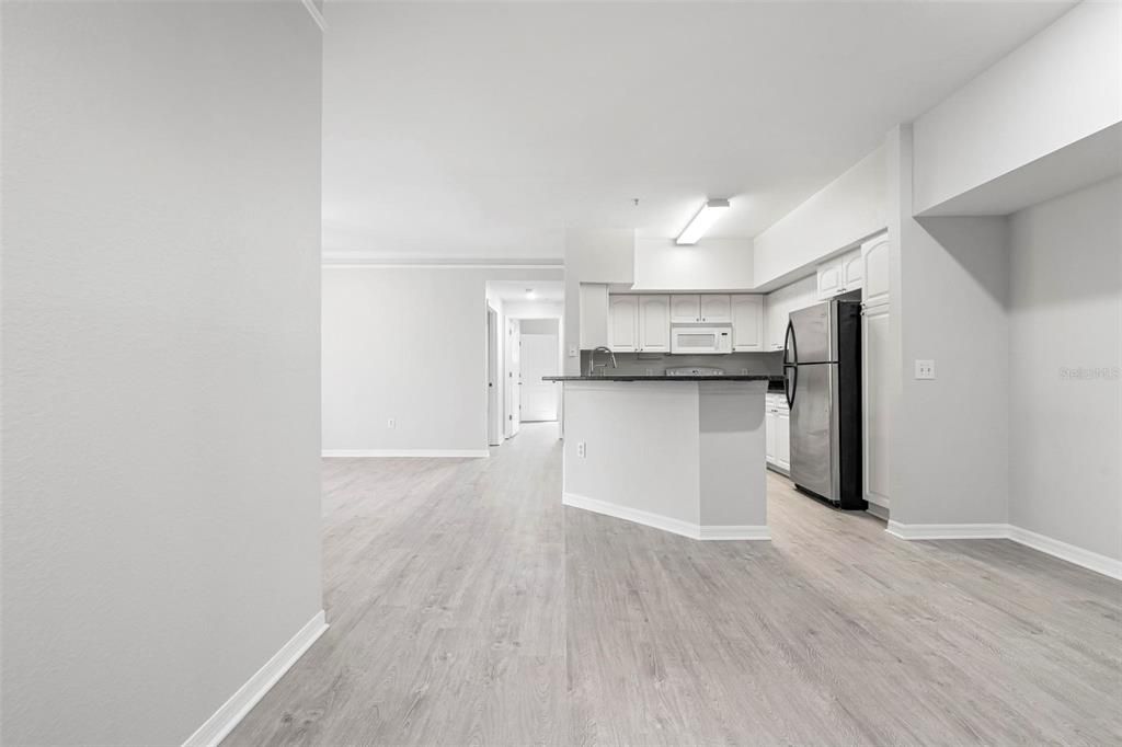 For Rent: $2,300 (3 beds, 2 baths, 1280 Square Feet)