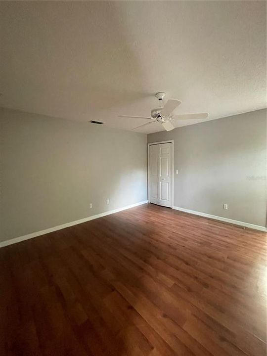 For Rent: $2,095 (3 beds, 2 baths, 1217 Square Feet)