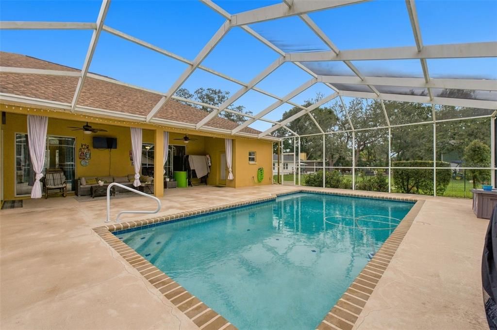 For Sale: $650,000 (5 beds, 3 baths, 3357 Square Feet)