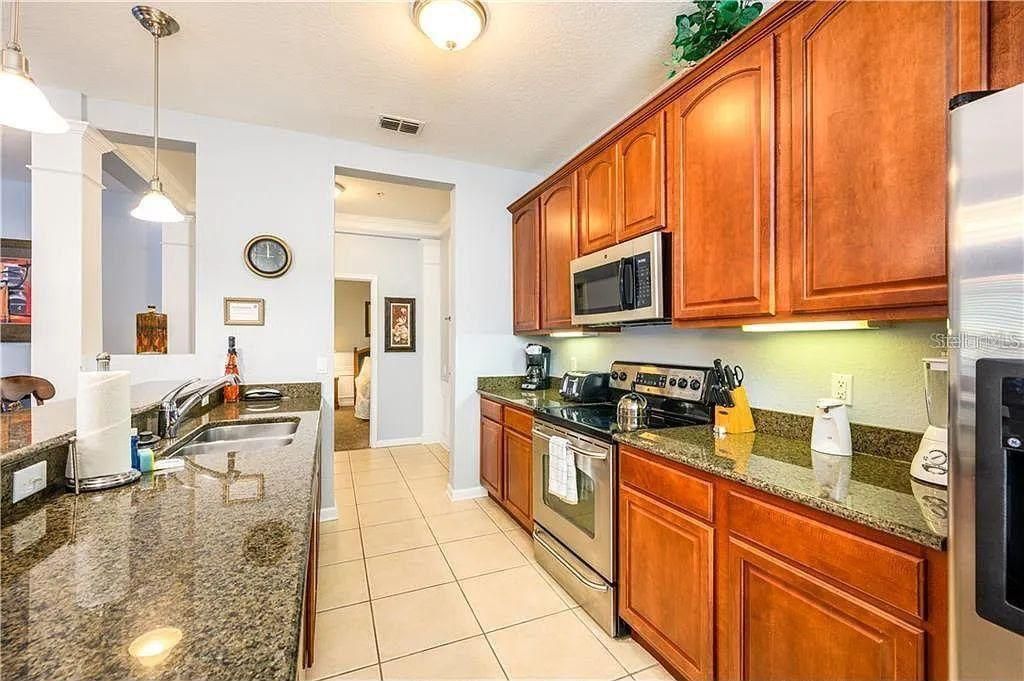 En Venta: $524,500 (2 camas, 2 baños, 1823 Pies cuadrados)