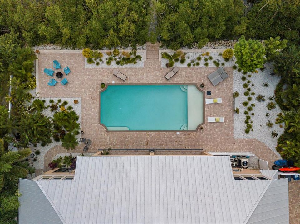 For Sale: $1,349,990 (4 beds, 3 baths, 2489 Square Feet)