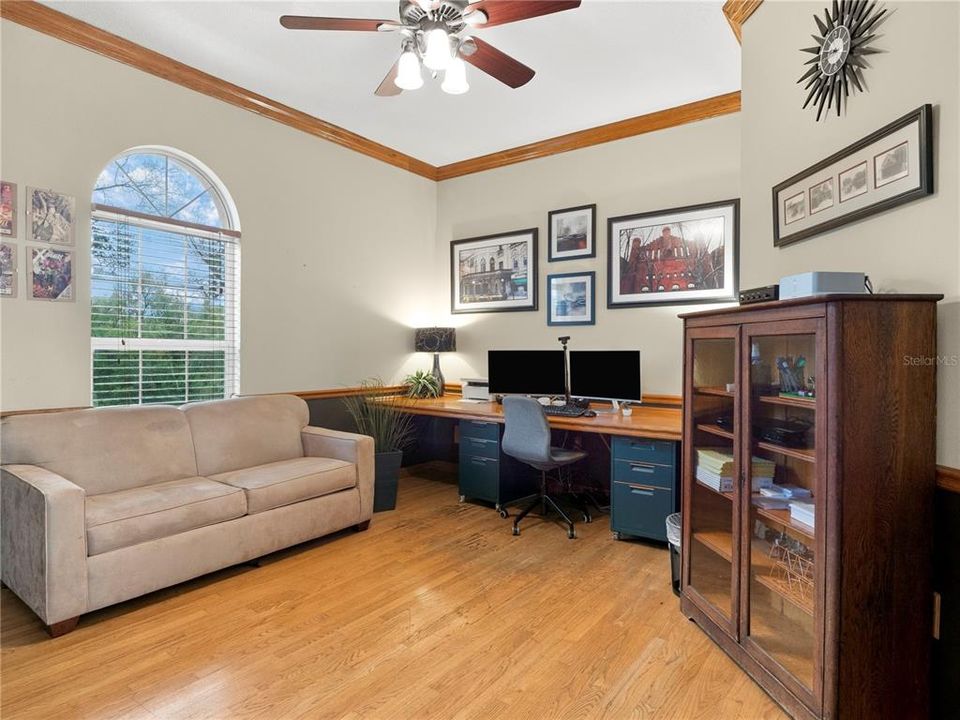 For Sale: $1,349,990 (4 beds, 3 baths, 2489 Square Feet)