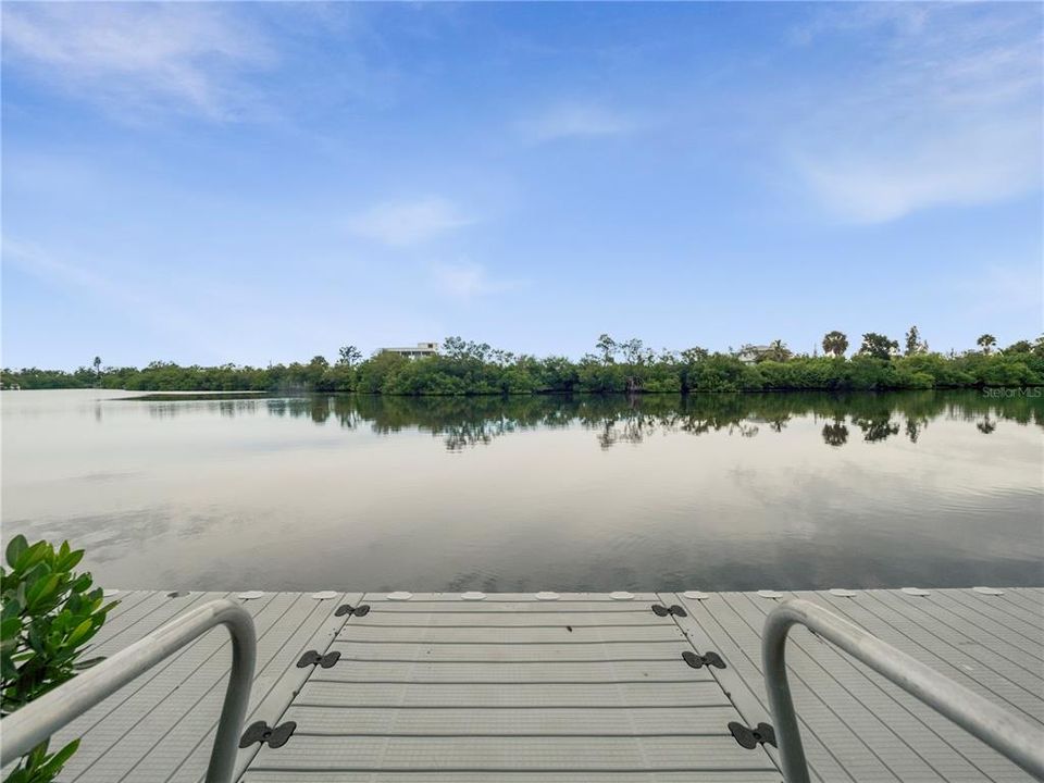 For Sale: $1,349,990 (4 beds, 3 baths, 2489 Square Feet)