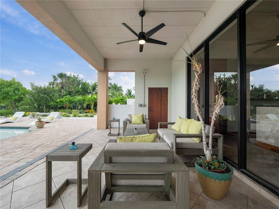 For Sale: $1,349,990 (4 beds, 3 baths, 2489 Square Feet)