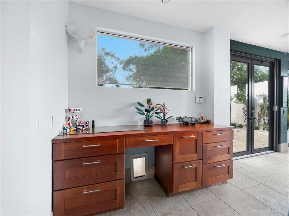 For Sale: $1,349,990 (4 beds, 3 baths, 2489 Square Feet)