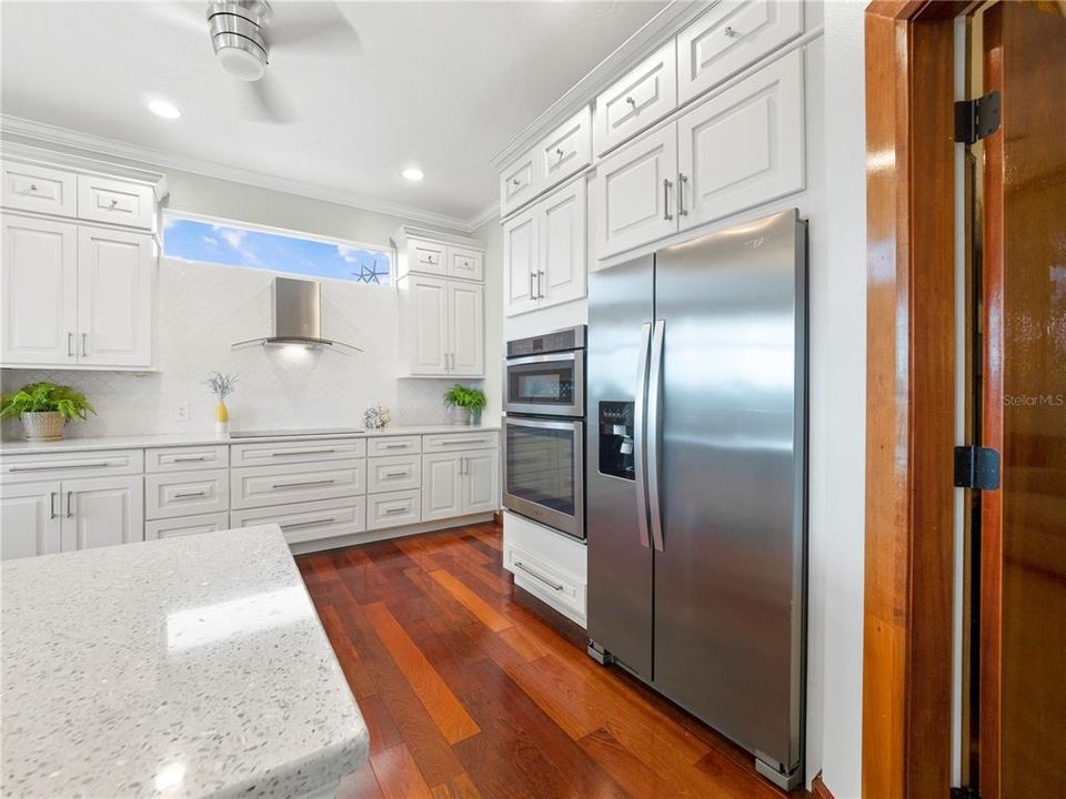 For Sale: $1,349,990 (4 beds, 3 baths, 2489 Square Feet)
