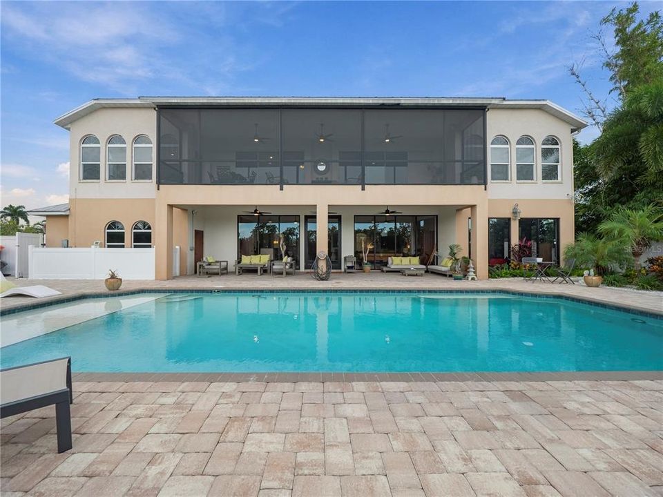 For Sale: $1,349,990 (4 beds, 3 baths, 2489 Square Feet)