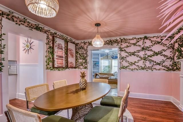 En Venta: $559,900 (2 camas, 2 baños, 1468 Pies cuadrados)