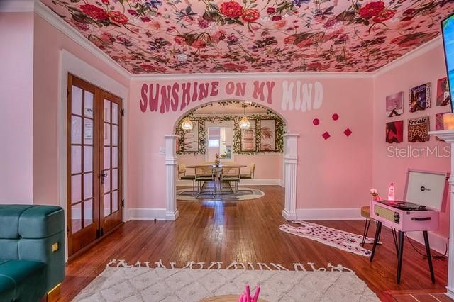 En Venta: $559,900 (2 camas, 2 baños, 1468 Pies cuadrados)
