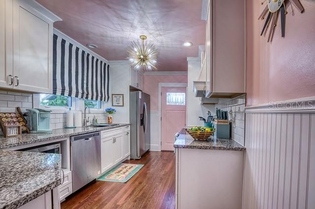 En Venta: $559,900 (2 camas, 2 baños, 1468 Pies cuadrados)