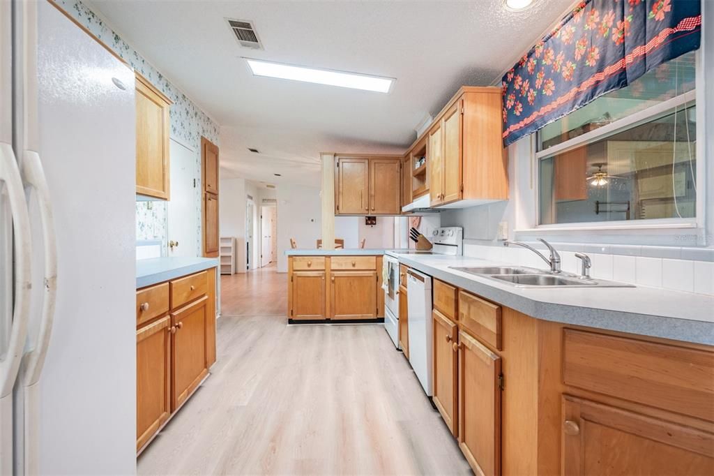 En Venta: $199,000 (3 camas, 2 baños, 1512 Pies cuadrados)