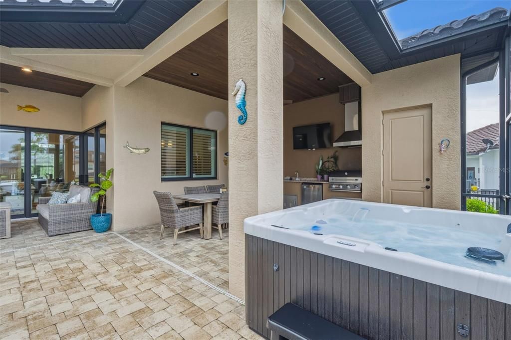For Sale: $1,150,000 (3 beds, 2 baths, 2457 Square Feet)