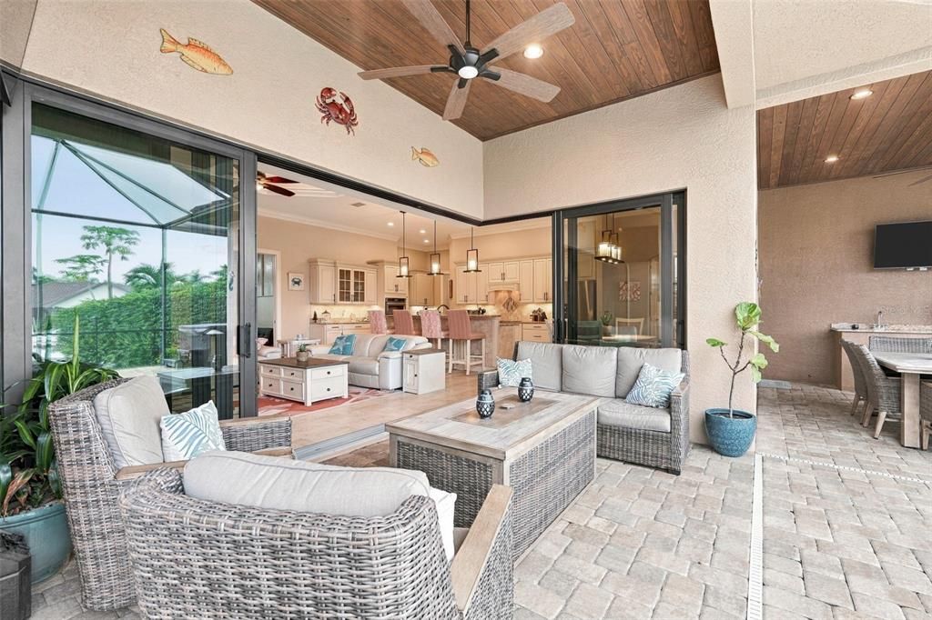 For Sale: $1,150,000 (3 beds, 2 baths, 2457 Square Feet)