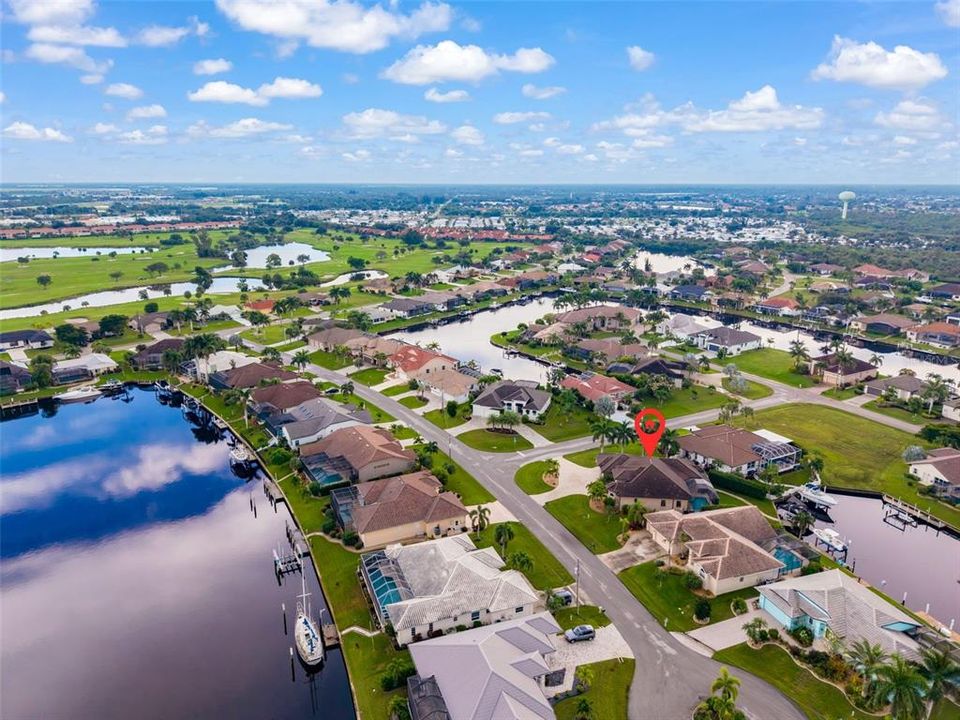 For Sale: $1,150,000 (3 beds, 2 baths, 2457 Square Feet)