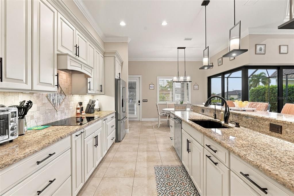 For Sale: $1,150,000 (3 beds, 2 baths, 2457 Square Feet)