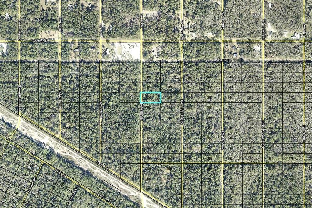 En Venta: $15,000 (1.25 acres)