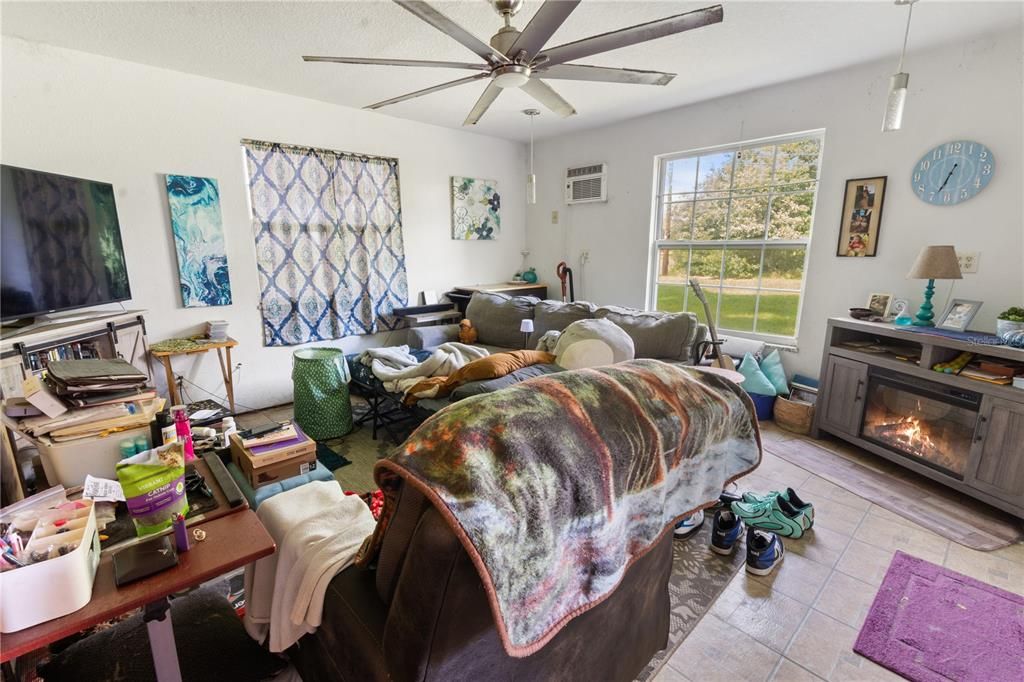 En Venta: $199,900 (3 camas, 2 baños, 1492 Pies cuadrados)