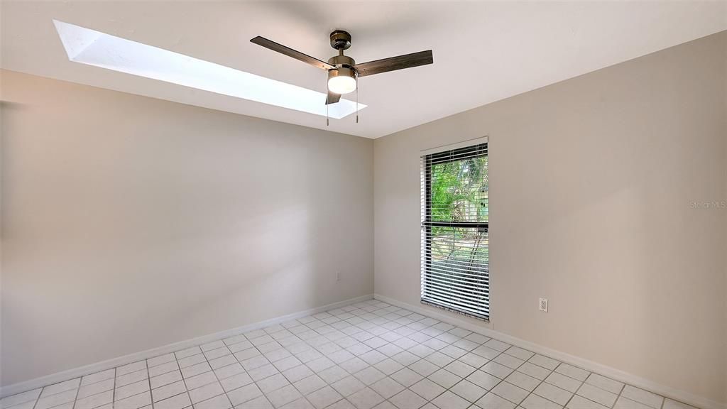 For Rent: $2,800 (2 beds, 2 baths, 1456 Square Feet)