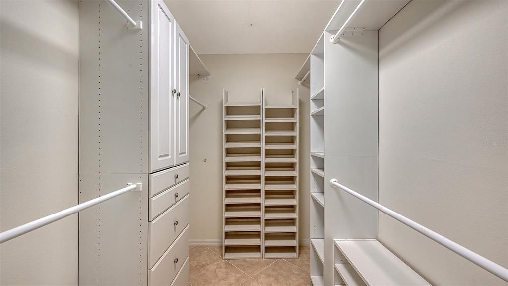 For Rent: $2,800 (2 beds, 2 baths, 1456 Square Feet)