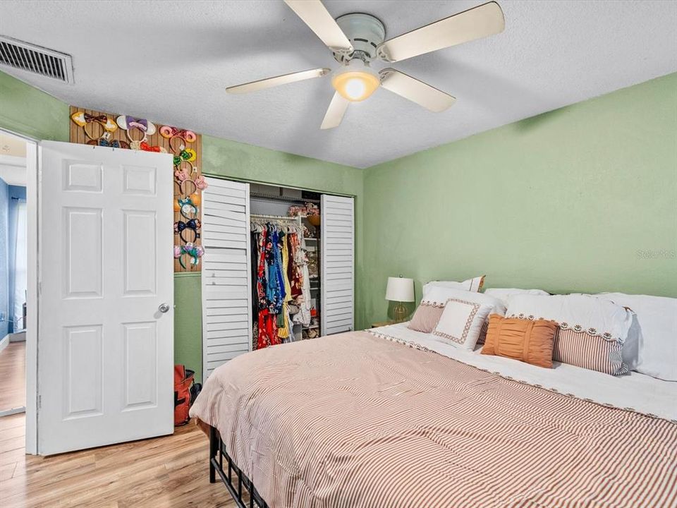 En Venta: $209,500 (2 camas, 1 baños, 806 Pies cuadrados)