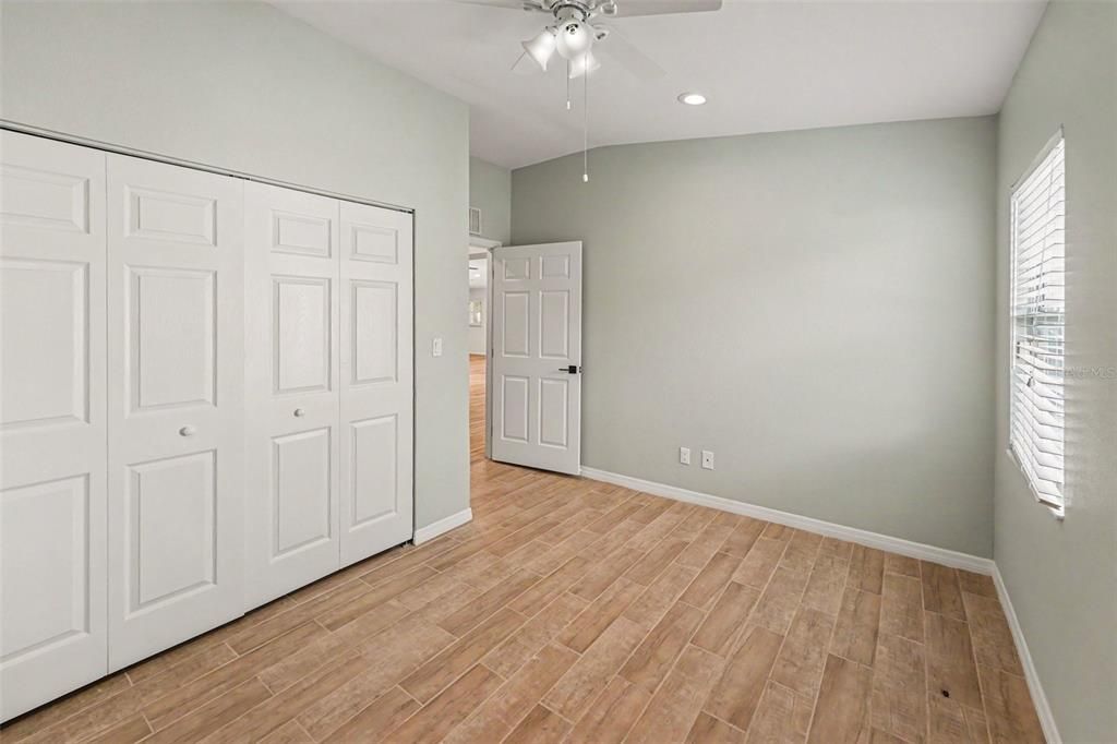 For Sale: $650,000 (4 beds, 3 baths, 2422 Square Feet)