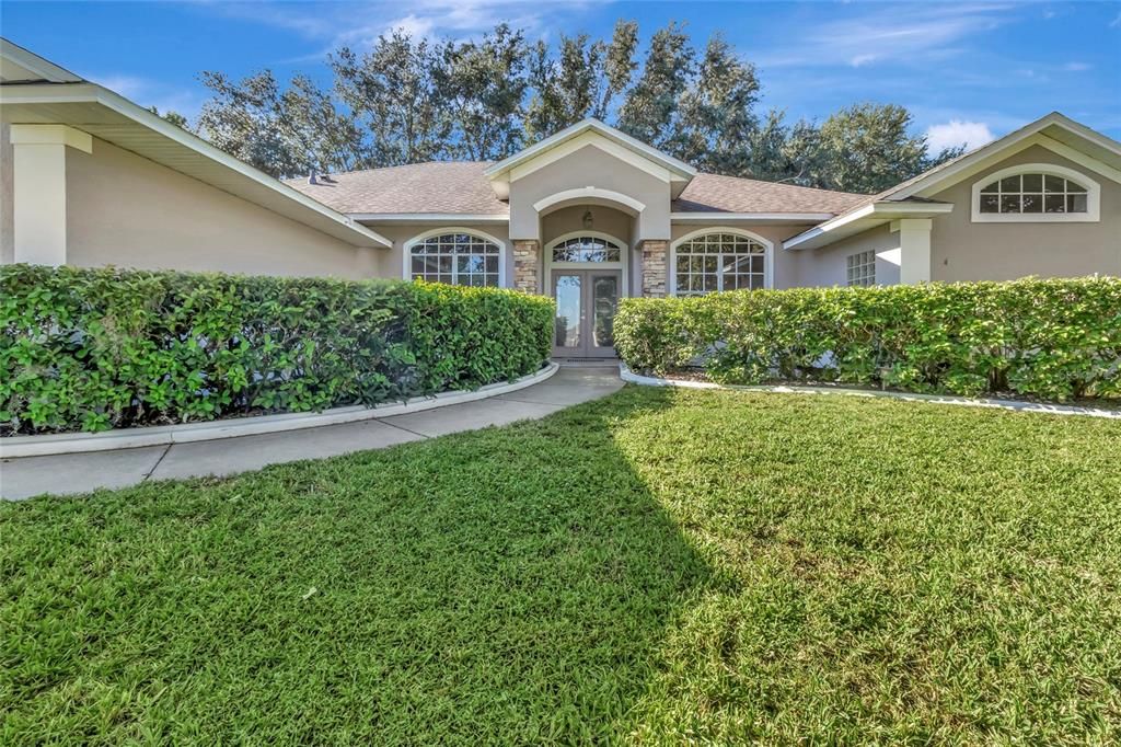 For Sale: $540,000 (4 beds, 3 baths, 2345 Square Feet)