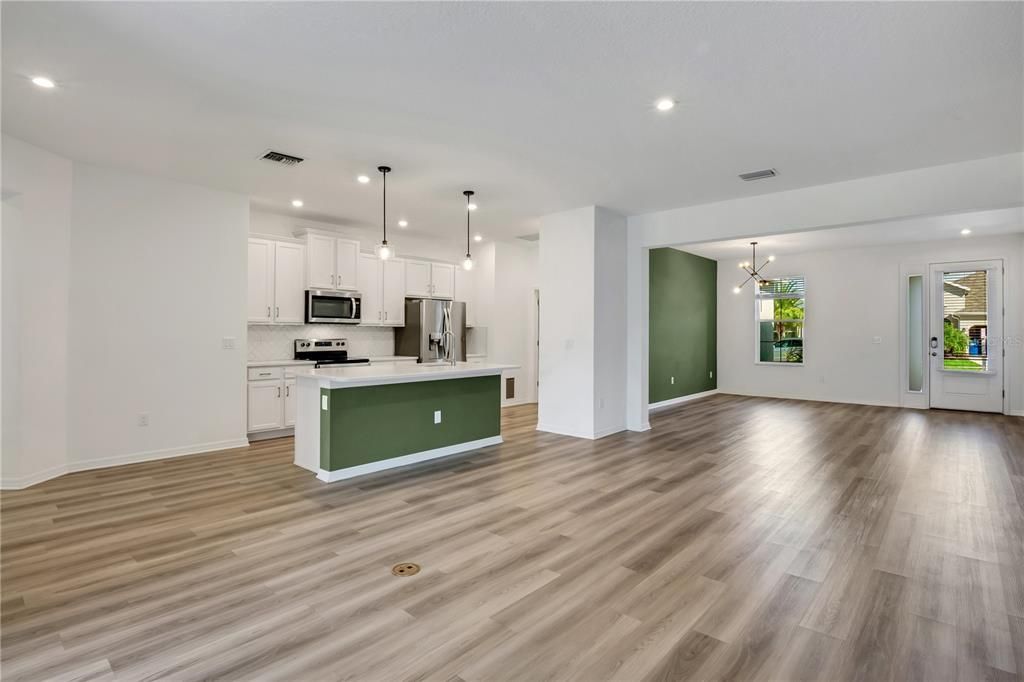 En Renta: $2,795 (3 camas, 2 baños, 2316 Pies cuadrados)