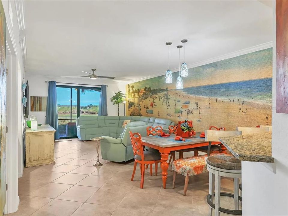 На продажу: $439,900 (2 спален, 2 ванн, 1462 Квадратных фут)