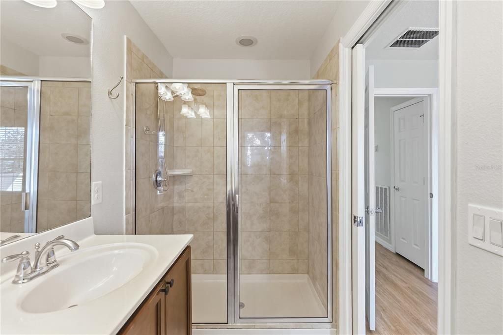 В аренду: $2,950 (4 спален, 3 ванн, 1830 Квадратных фут)