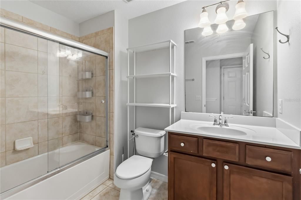 В аренду: $2,950 (4 спален, 3 ванн, 1830 Квадратных фут)