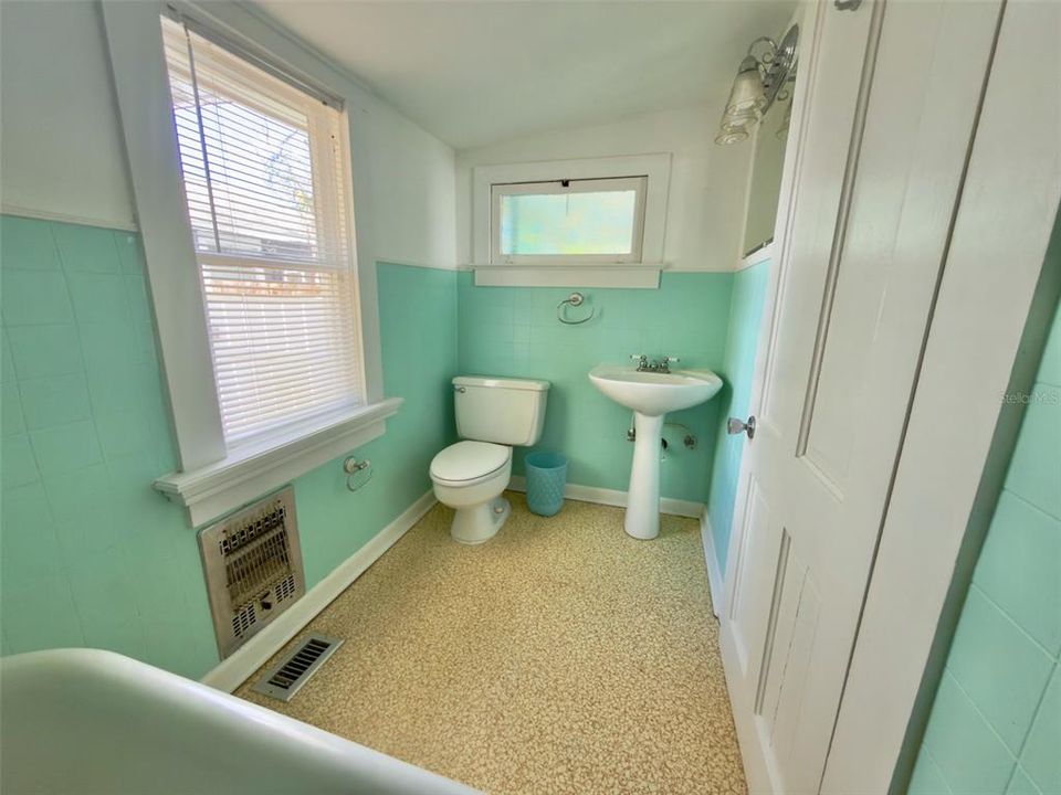 В аренду: $1,890 (3 спален, 2 ванн, 1789 Квадратных фут)