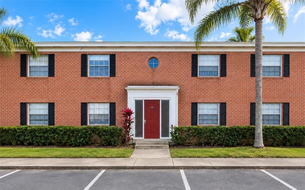 Recently Sold: $103,000 (2 beds, 1 baths, 970 Square Feet)