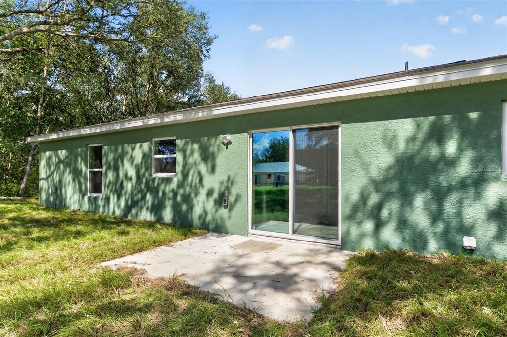 For Sale: $240,000 (3 beds, 2 baths, 1286 Square Feet)