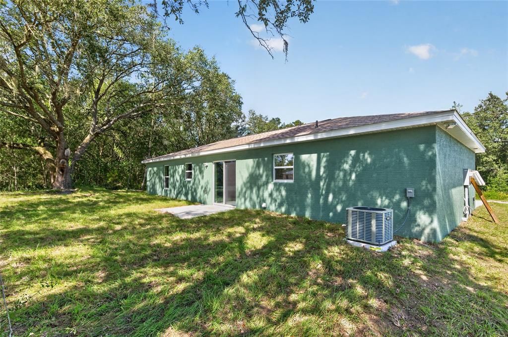 For Sale: $240,000 (3 beds, 2 baths, 1286 Square Feet)