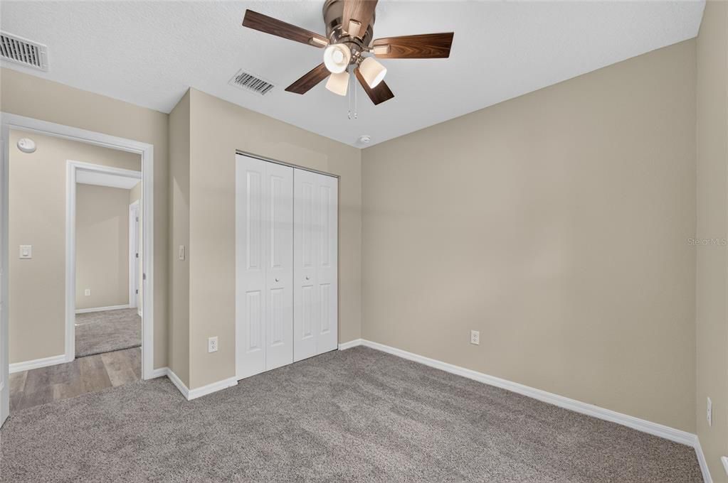 For Sale: $240,000 (3 beds, 2 baths, 1286 Square Feet)