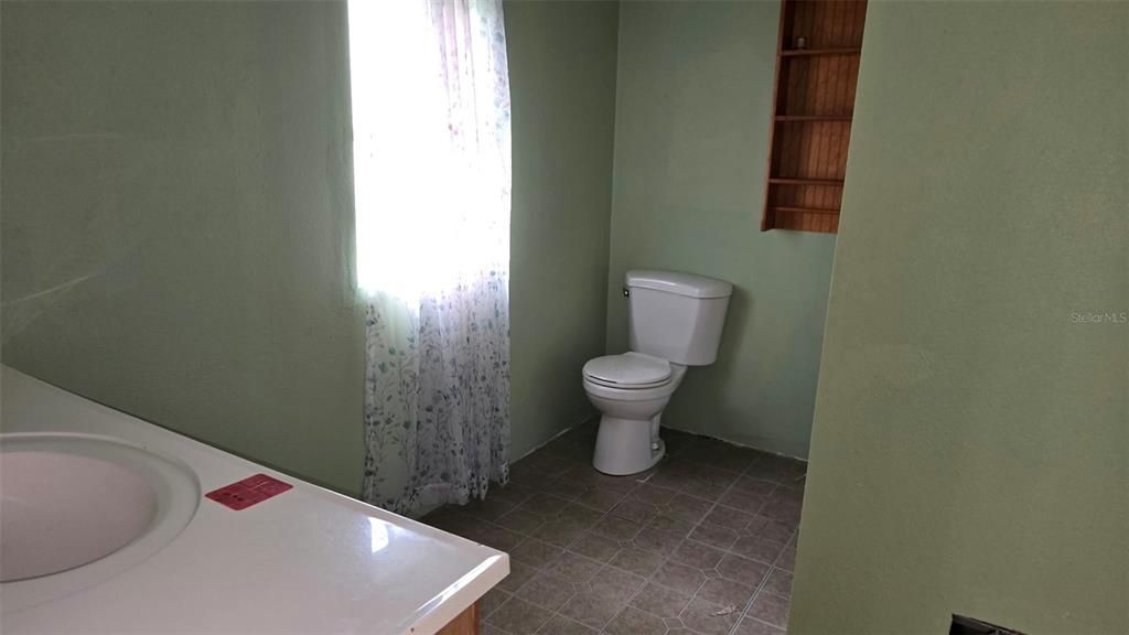 For Sale: $169,000 (3 beds, 2 baths, 1512 Square Feet)