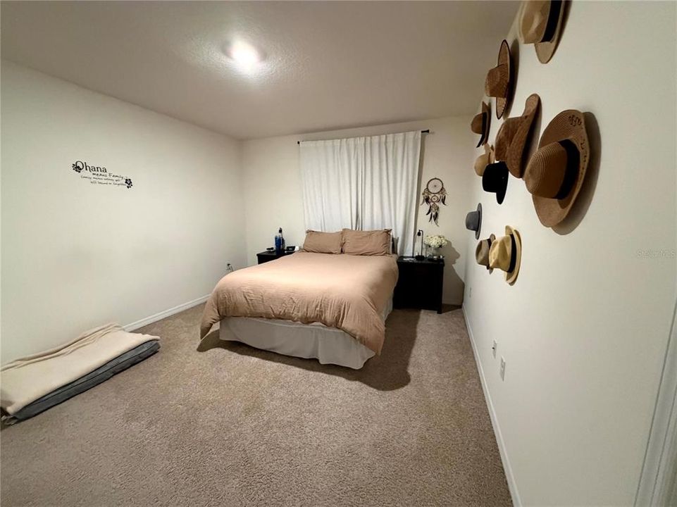For Sale: $316,400 (3 beds, 2 baths, 1758 Square Feet)